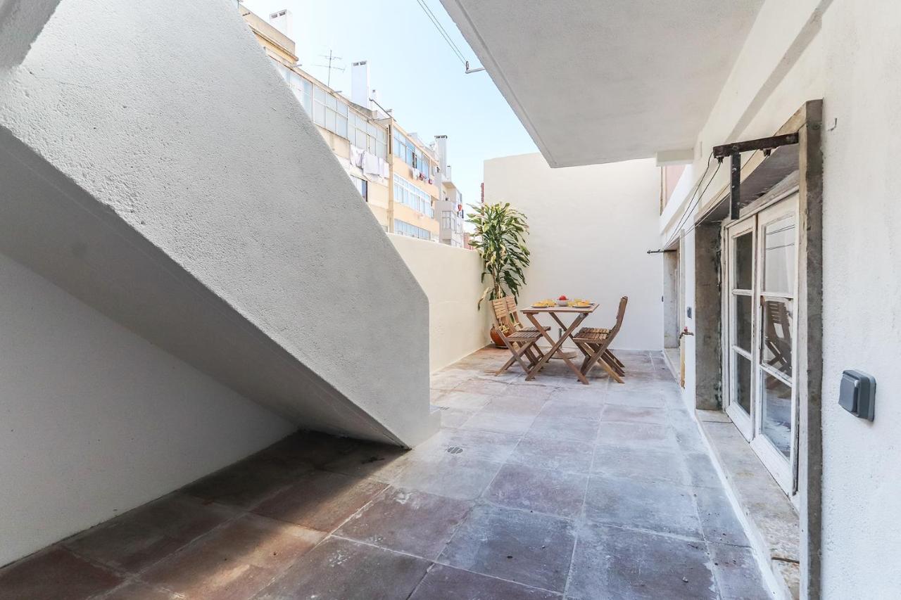 Vita Portucale ! Olaias Design With Terrace Lisbon Exterior photo